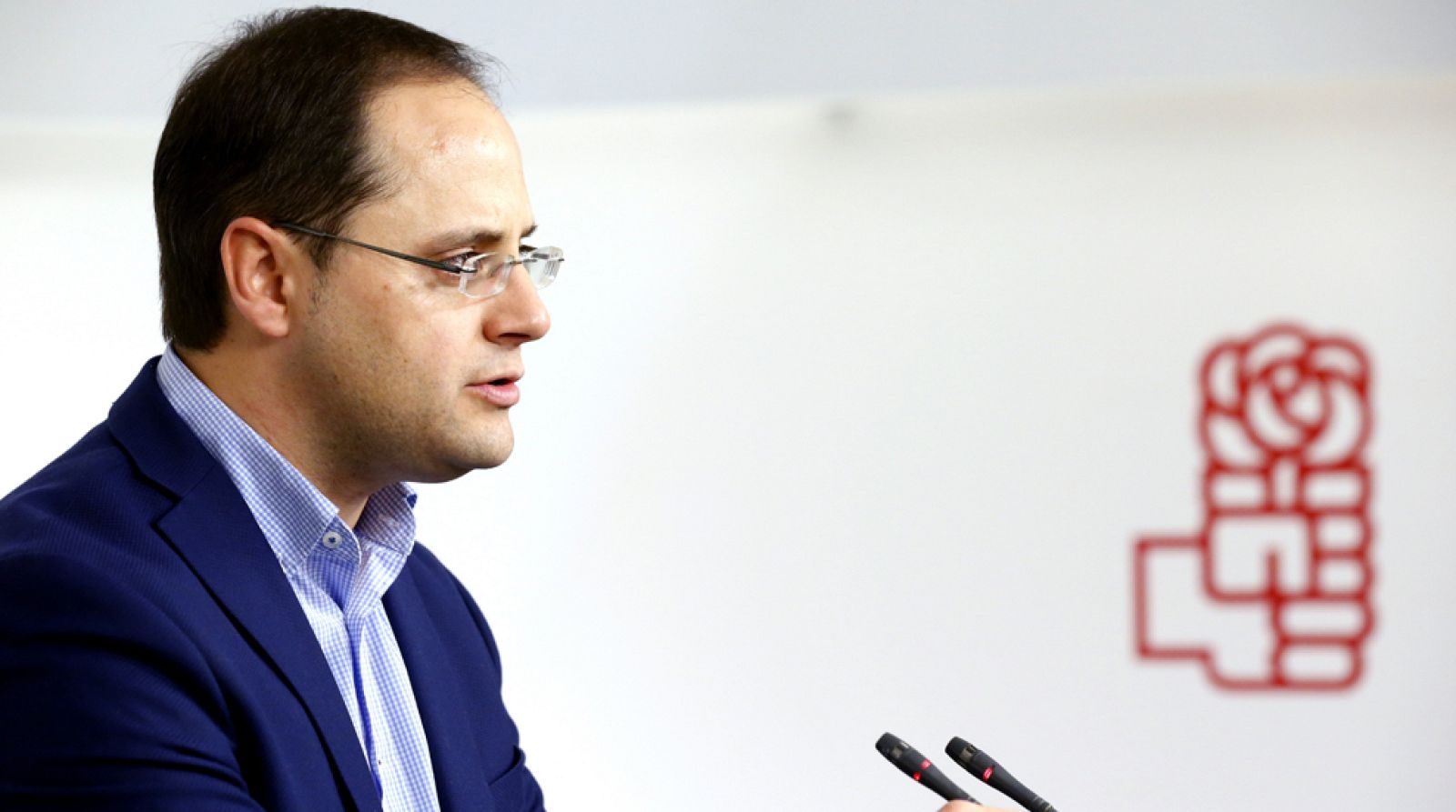 El PSOE votará "no" a la investidura de Rajoy y señala que ahora "no piensan" en formar Gobierno - Informativo 24h | Ver