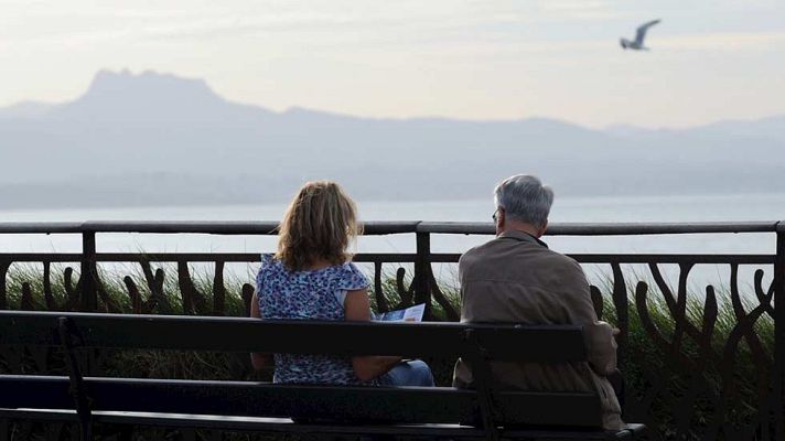 El tiempo - Nuboso con lluvias en el norte, y despejado en el resto de la Península