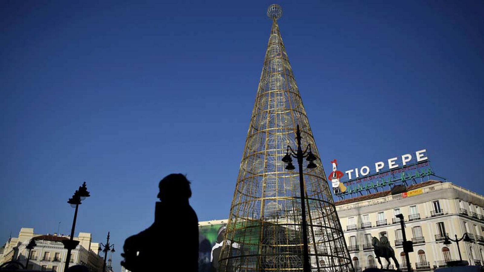 Cielos nubosos con alguna lluvia ocasional y temperaturas sin cambios