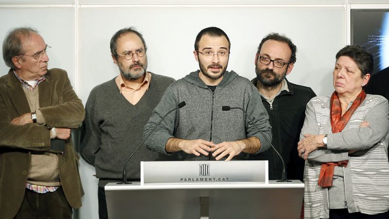 Convergència advierte a la CUP que habrá elecciones si el domingo no aprueban investir a Mas