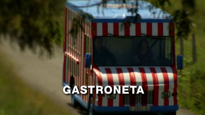 Telediario 1 - 'Zasca', 'Refugiado' o 'Trolear' pueden convertirse en la palabra del año 2015, según la FUNDEU