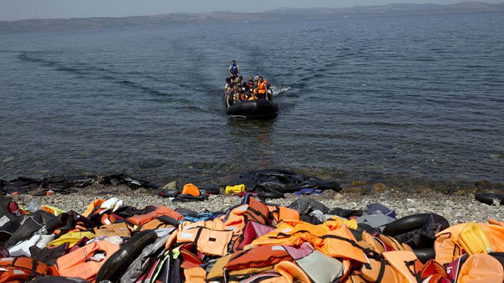 Telediario 1 - Microdonaciones solidarias para las fiestas de Navidad