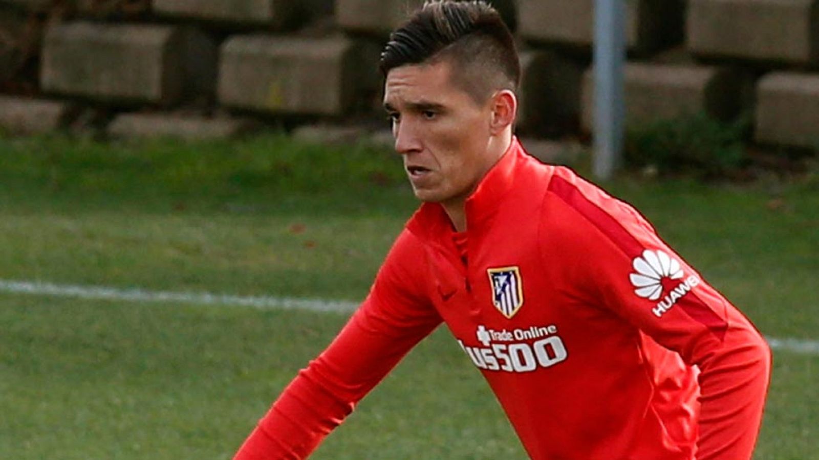 Kraneviter aterriza en Madrid sin saber si jugará en el Atlético | Ver