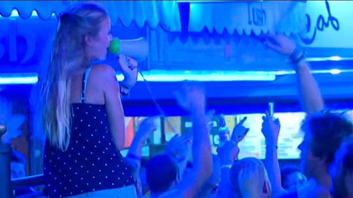 Telediario 1 - Denuncias de jóvenes británicas sobre violaciones en España