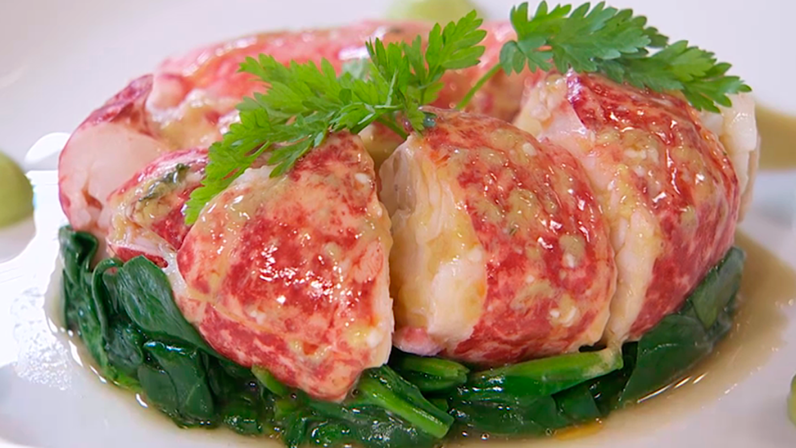 Receta de bogavante con vinagreta de coral