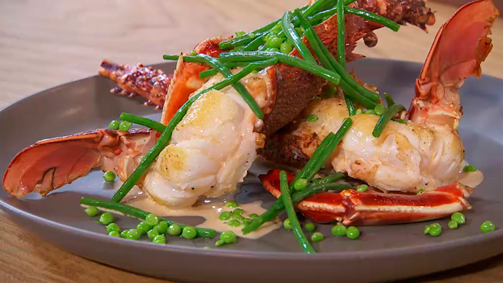 Receta de langosta con salsa de mantequilla blanca