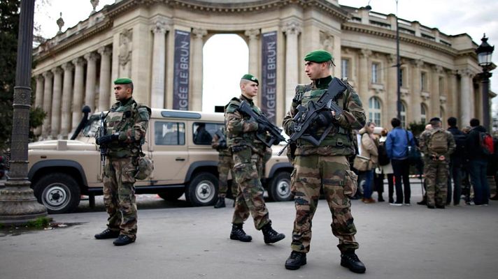 Telediario 1 - Las principales capitales del mundo incrementan la seguridad de cara a la Nochevieja