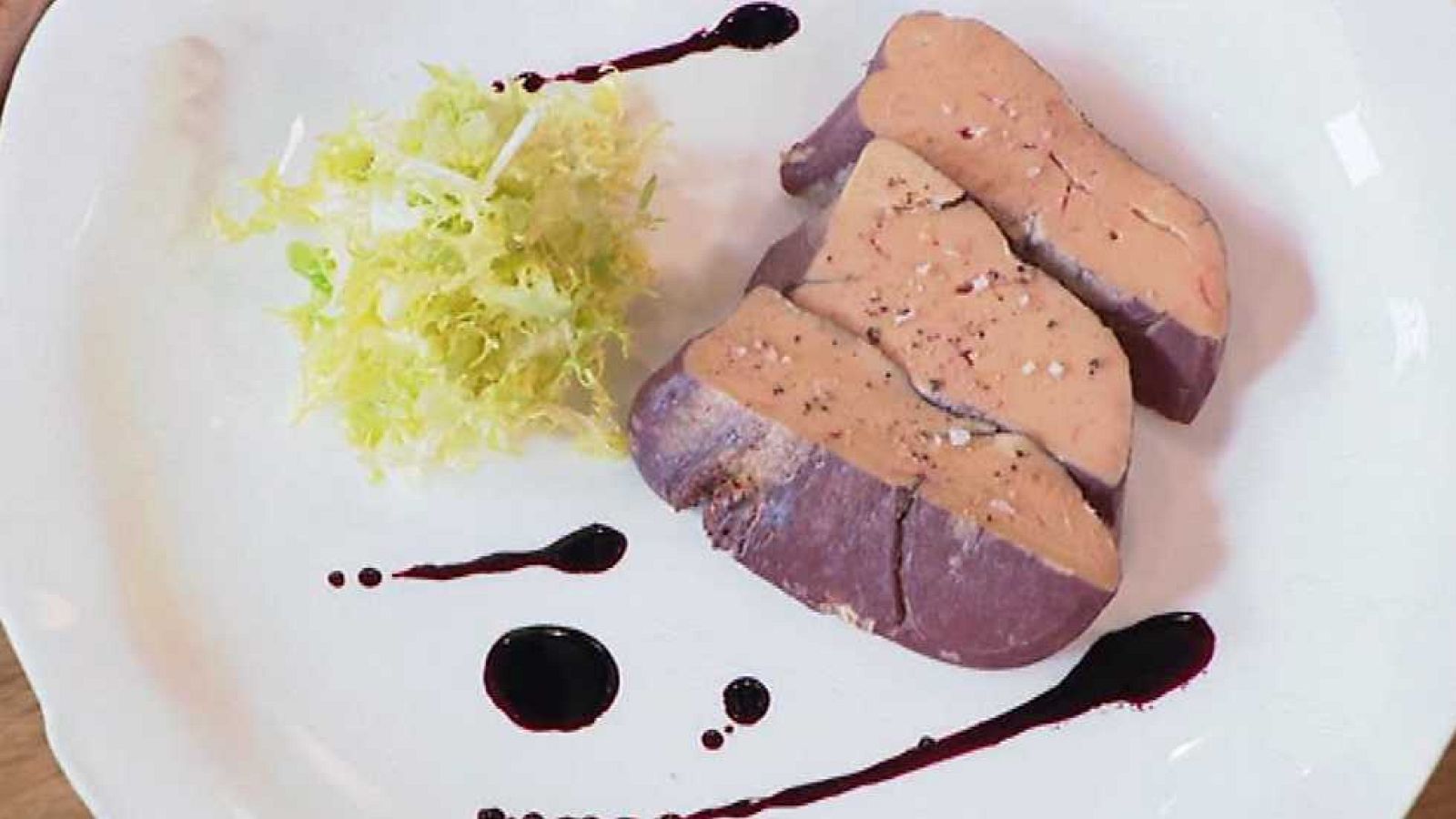 Torres en la cocina - Festín de Nochevieja - ver ahora