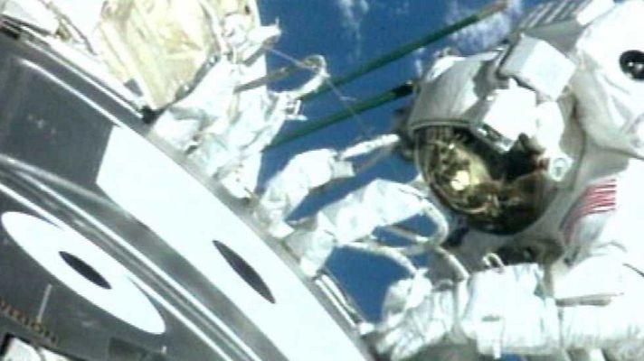 Informe Semanal - 2000, una odisea en el espacio (2000)