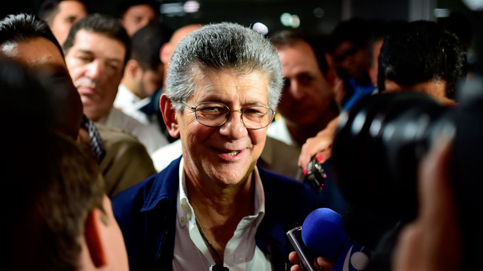 La oposición elige a Ramos Allup como presidente del Parlamento venezolano
