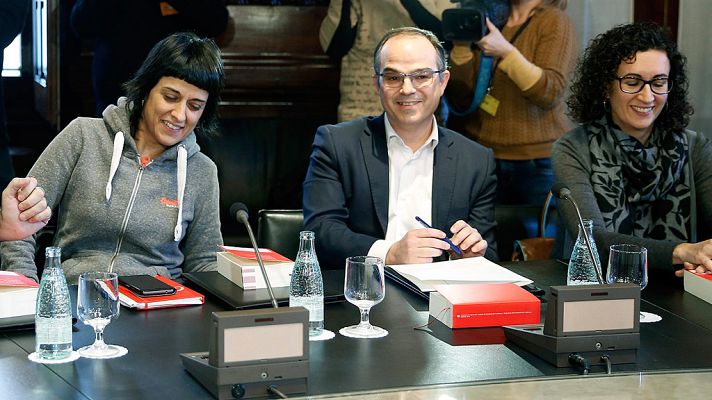 Telediario 1 - La CUP investiría presidente a un candidato distinto a Mas