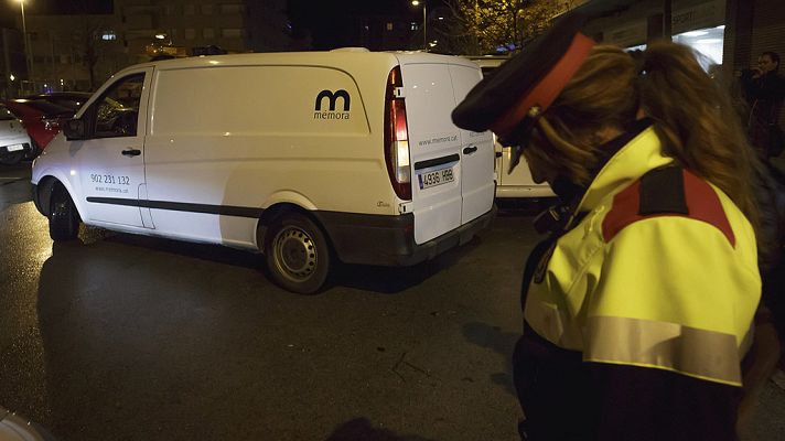 Telediario 1 - Los padres del niño que fue hallado muerto en su vivienda de Girona pasan a disposición judicial