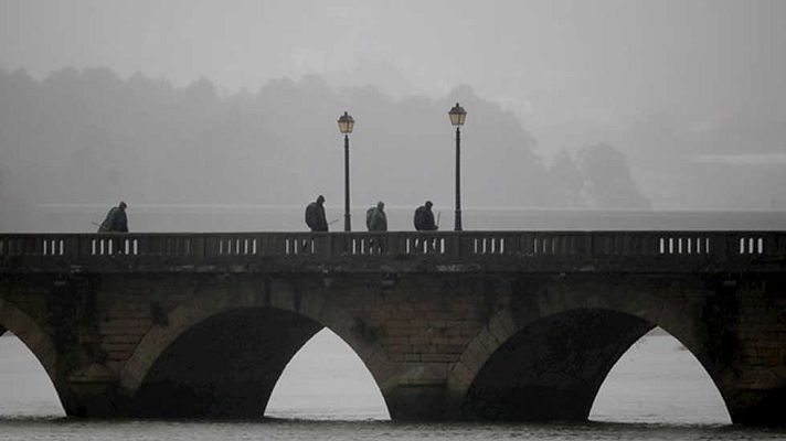 Telediario 1 - El mal tiempo afecta al noroeste de la península con lluvia intensa y fuertes vientos