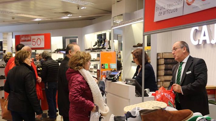 Telediario 1 - Un tercio de los españoles ha recibido un regalo no deseado estas navidades