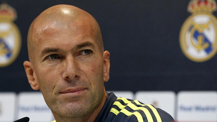 Telediario 1 - Zidane insiste antes de su debut en tener la posesión del balón