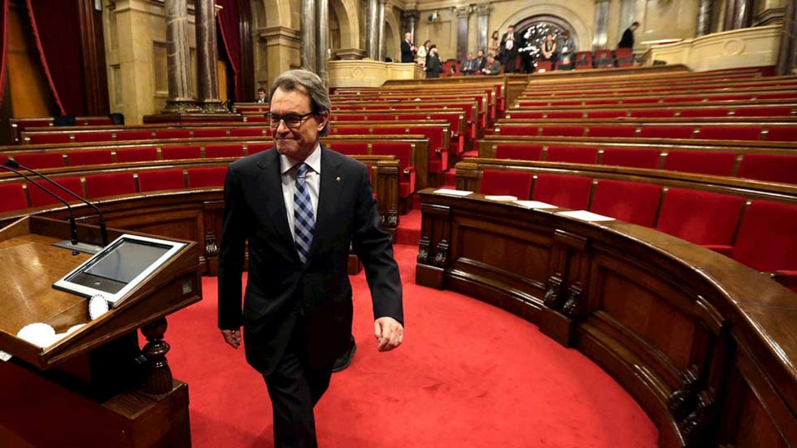 Agradecimientos a  Mas fuera y dentro del Parlament por su "dedicación" y su paso "al lado"