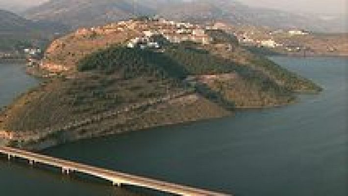 España, entre el cielo y la tierra - El río de las nieves