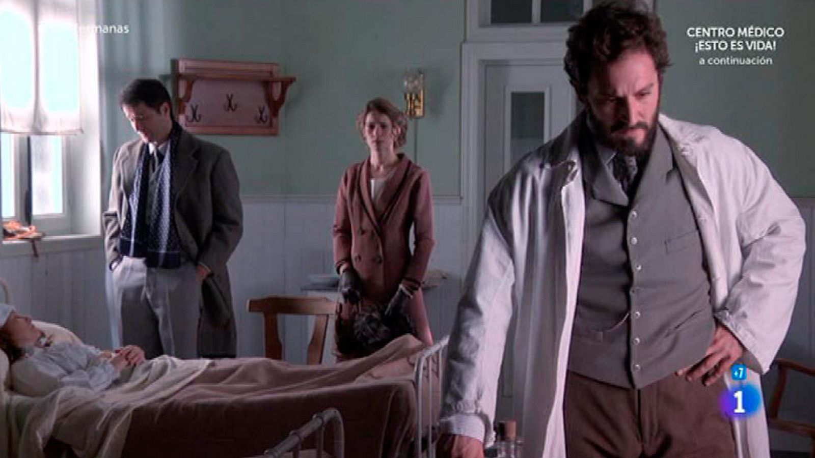 Seis Hermanas - Marina enferma y Cristóbal se encarga de ella