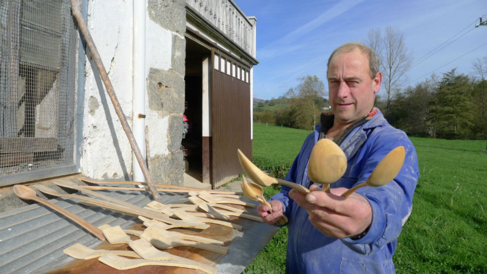 En casa del cucharero...