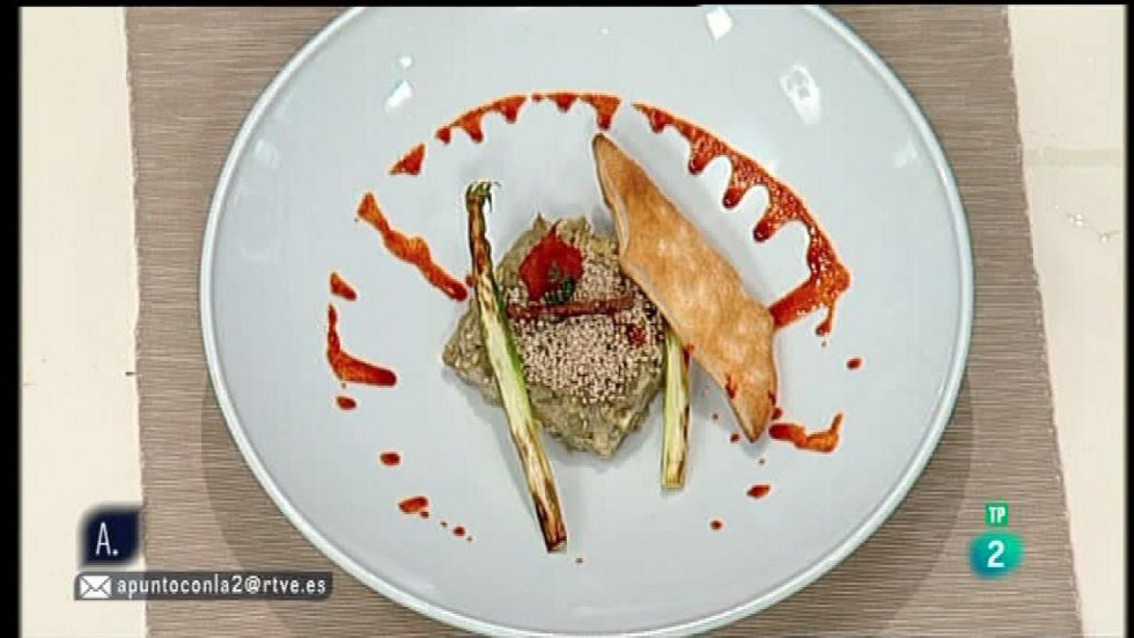 A punto con La 2 - Cocina a punto con Sergio Fernández: paté de berenjena a la miel