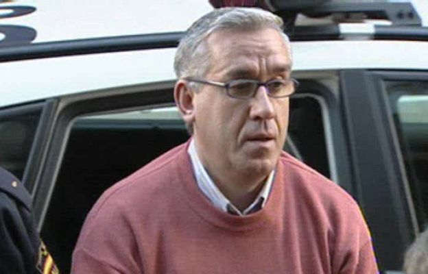  - 47 años de cárcel