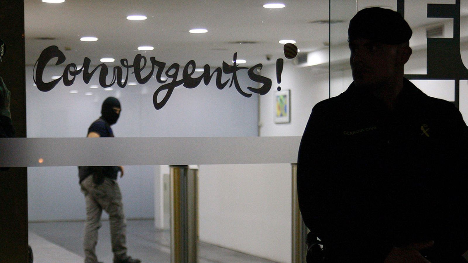 Cuatro fundaciones de CDC, implicadas en presuntas comisiones encubiertas