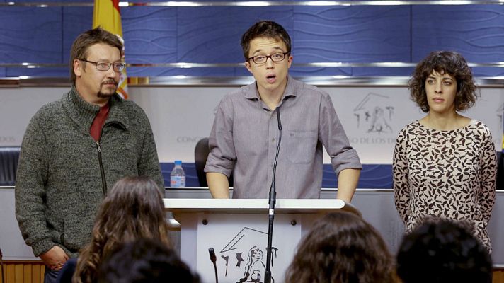 Telediario 1 - Podemos registra un grupo y Compromís pide uno propio