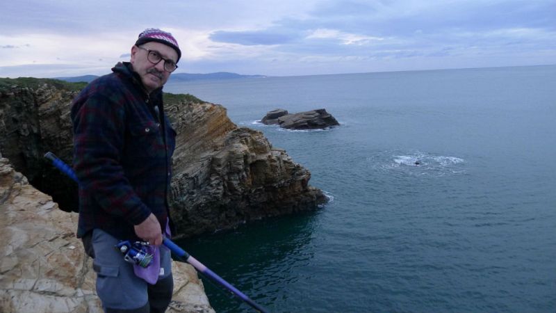 Aquí la tierra .- El encantador de lubinas: la lucha contra el mar