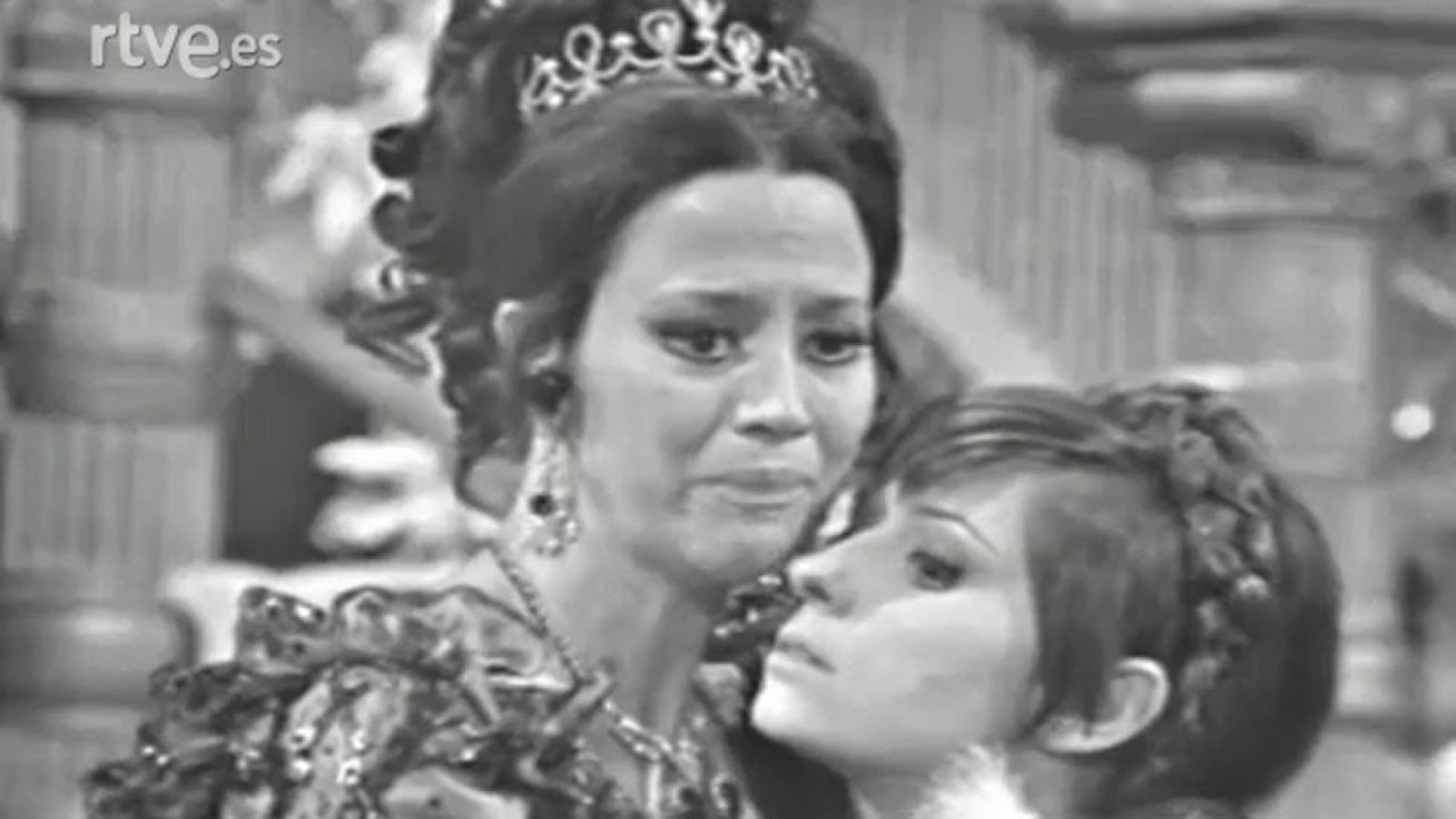 Estudio 1 - La noche del sábado