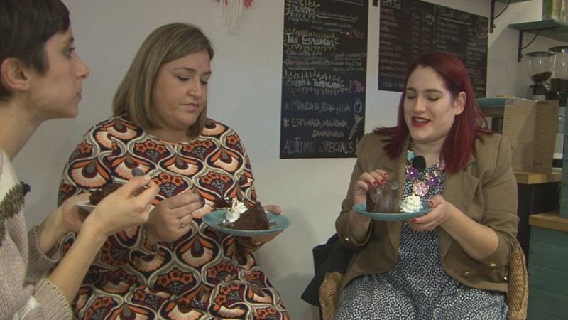 Comando Actualidad - Cada uno con su dieta - Modelo curvy