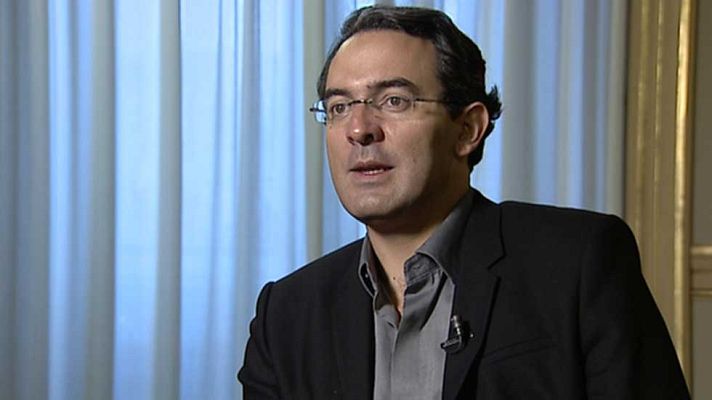 Telediario 1 - Juan Gabriel Vásquez publica 'La forma de las ruinas'