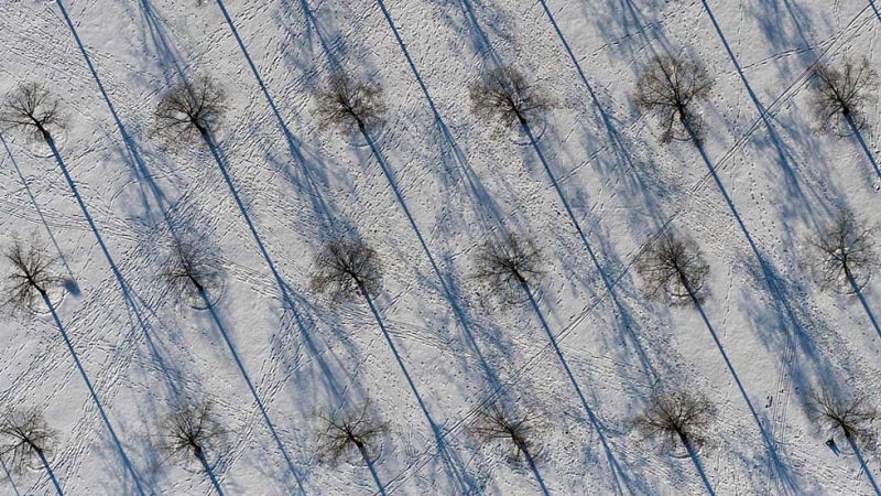 Nuboso con lluvias débiles en el Cantábrico