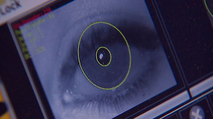 Telediario 1 - Las nuevas tecnologías podrían acabar definitivamente con el pago en efectivo