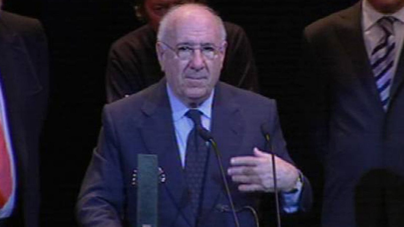 Alfredo Landa anuncia su retirada en 2007 - Cine en el Archivo de RTVE | Ver