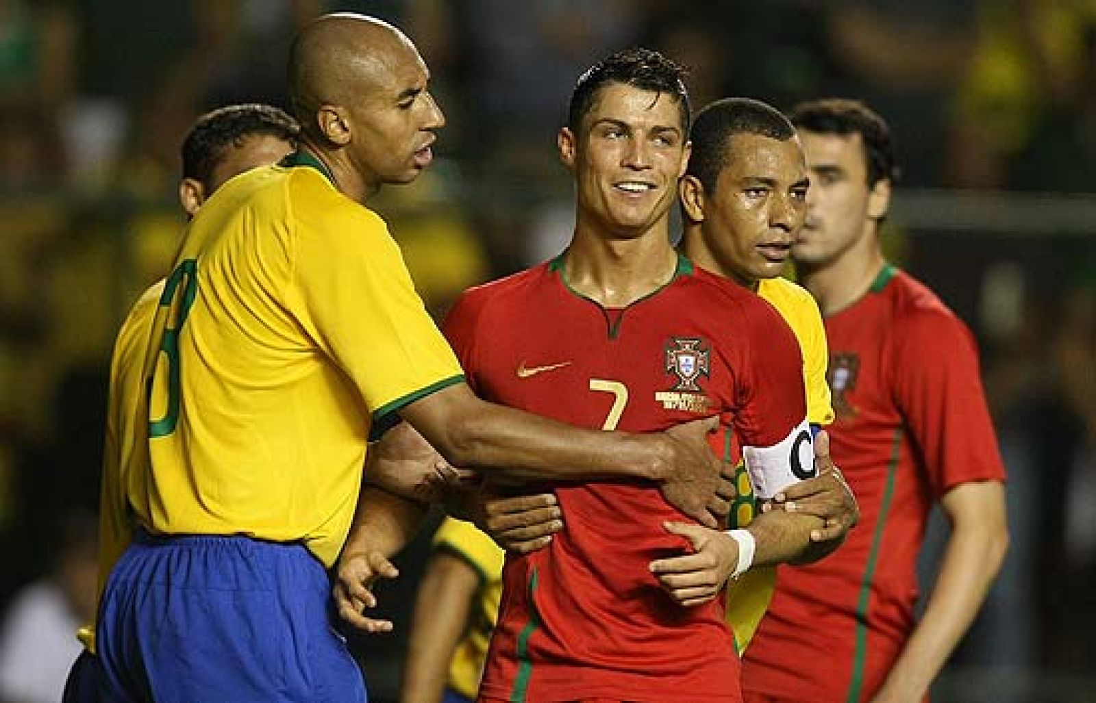 Brasil golea a Portugal 6-2 | Ver