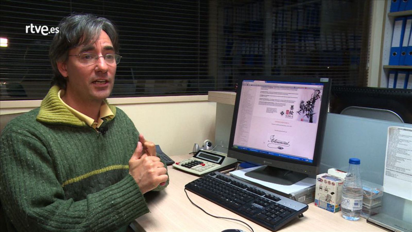 Enrique Santamaría es especialista en terapia esenia - Repor | Ver