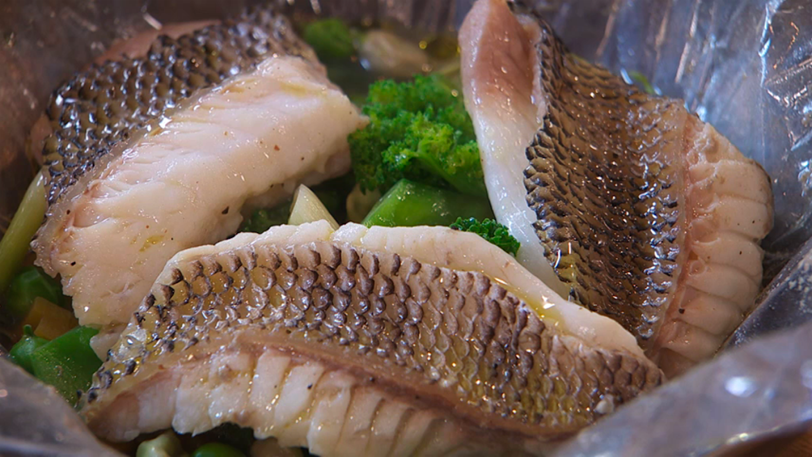 Receta de sargo en papillote