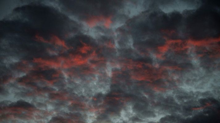 El tiempo - Nuboso con algún chubasco, salvo en Canarias