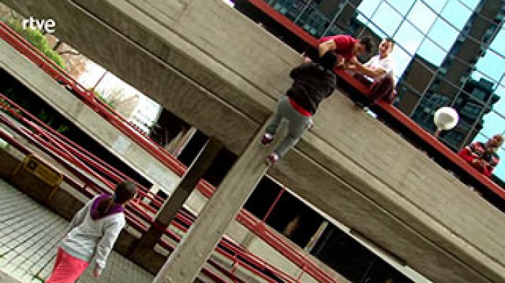  - El parkour utiliza la ciudad como gimnasio