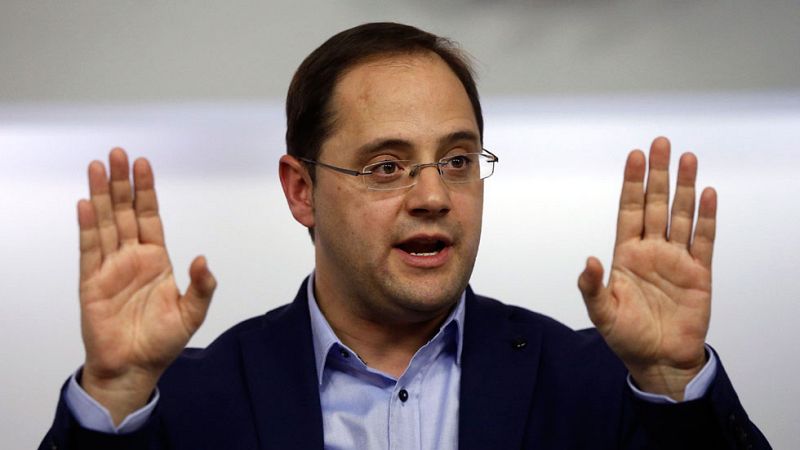 El PSOE dice que "en lo nuclear" coincide con González pero que pactar con el PP es "indultarlo"