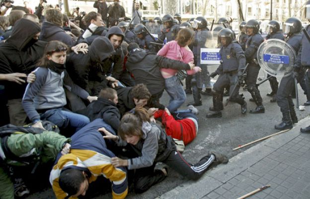 Telediario 1 - Telediario en 4' - 21/11/08