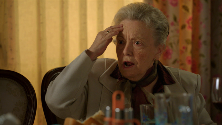 Cuéntame cómo pasó - El fraude de Elena Francis