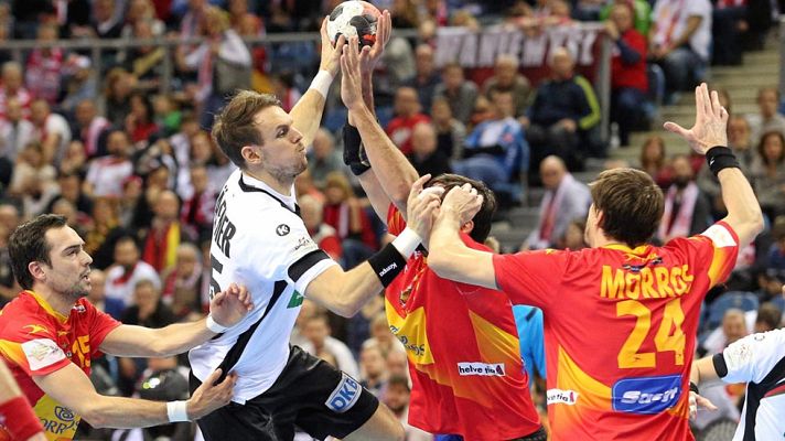Telediario 1 - La selección española de balonmano se lleva la plata europea