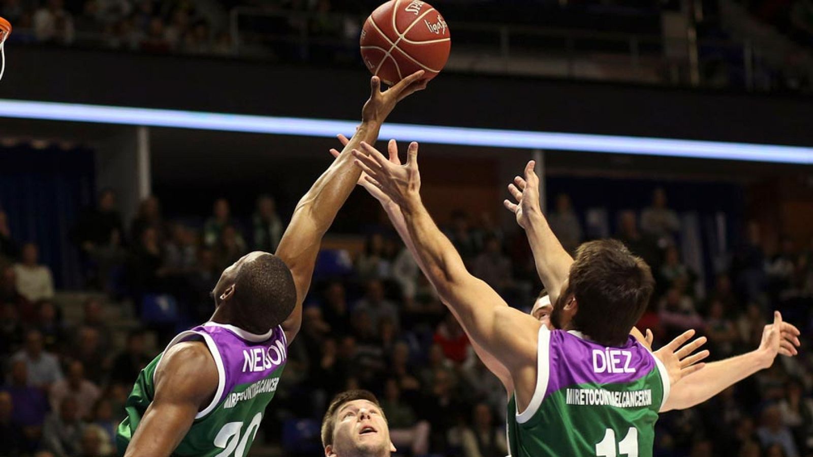Unicaja 71 - 66 Baloncesto Sevilla