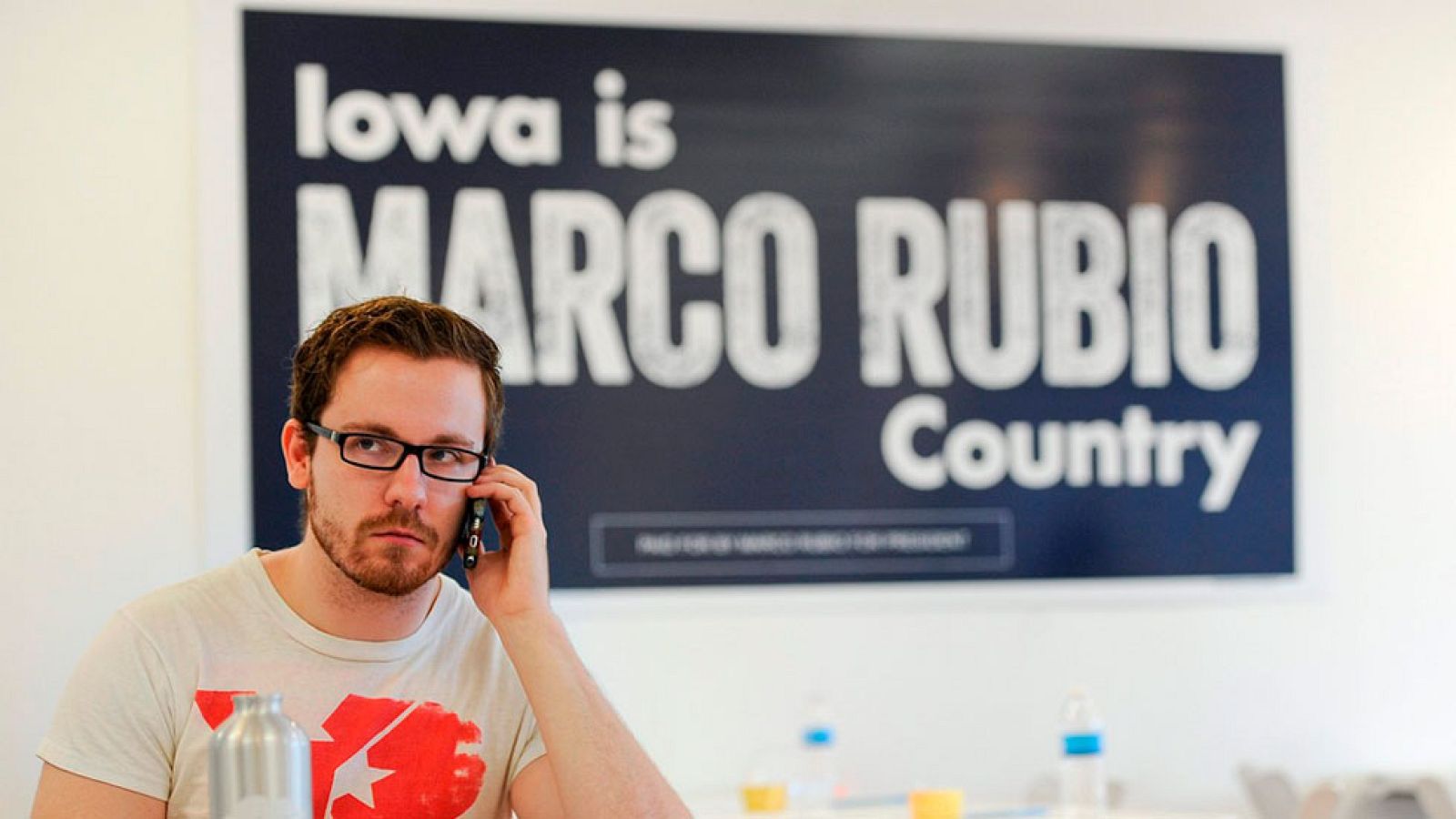 Así trabajan los voluntarios de los caucus en Estados Unidos