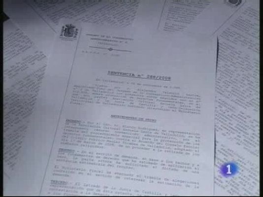  - Los crucifijos, fuera del colegio