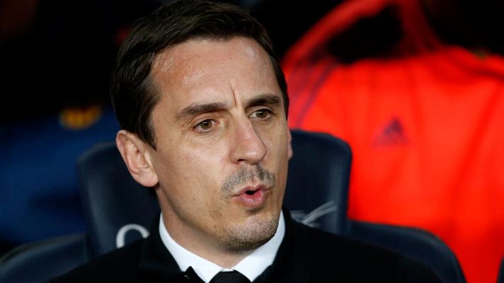 Estudio Estadio - Neville no piensa dimitir