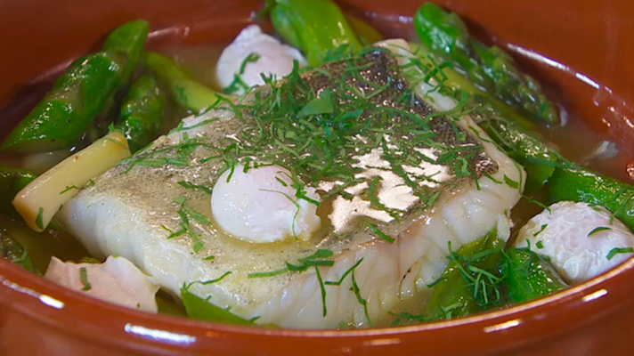 RTVE Cocina - Receta de bacalao con pil-pil de pie de ternera