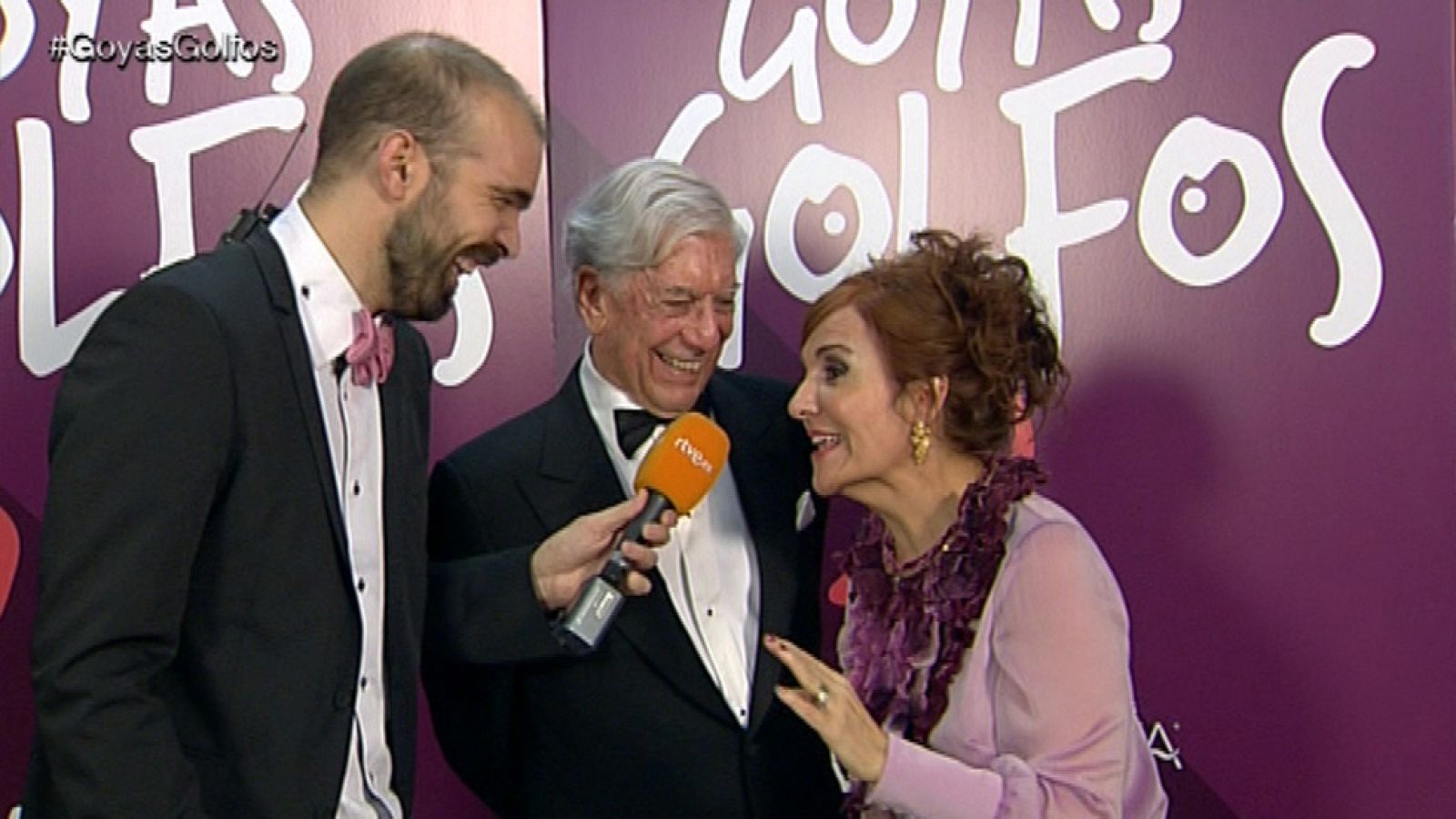 Goyas Golfos 2016 - Entrevistamos a Vargas Llosa, un premio Nobel en los Goya