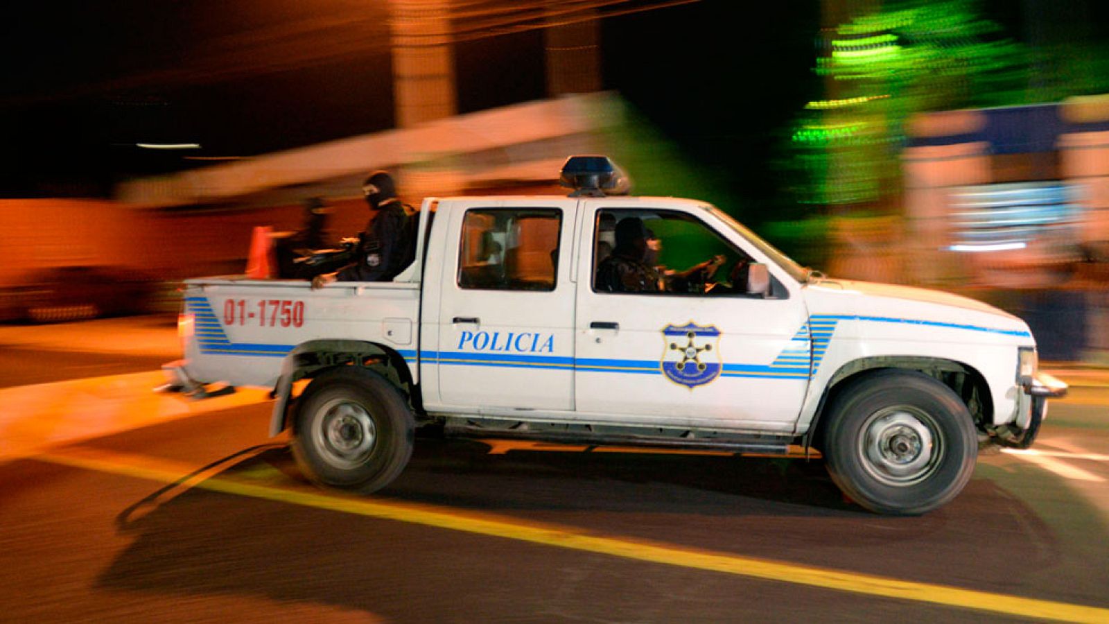 Detenidos en El Salvador cuatro militares acusados por el asesinato de cinco jesuitas españoles en 1989